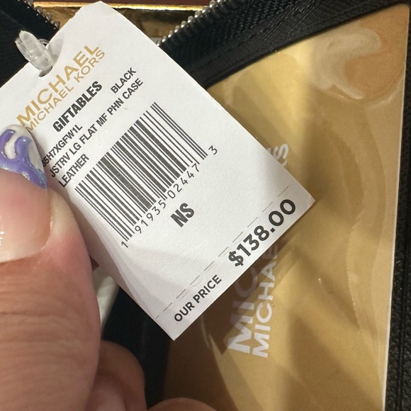 Authentic Black MK wallet with tags - Picture 3 of 5